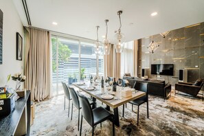Villa Luxe, 3 chambres, balcon | Cuisine privée