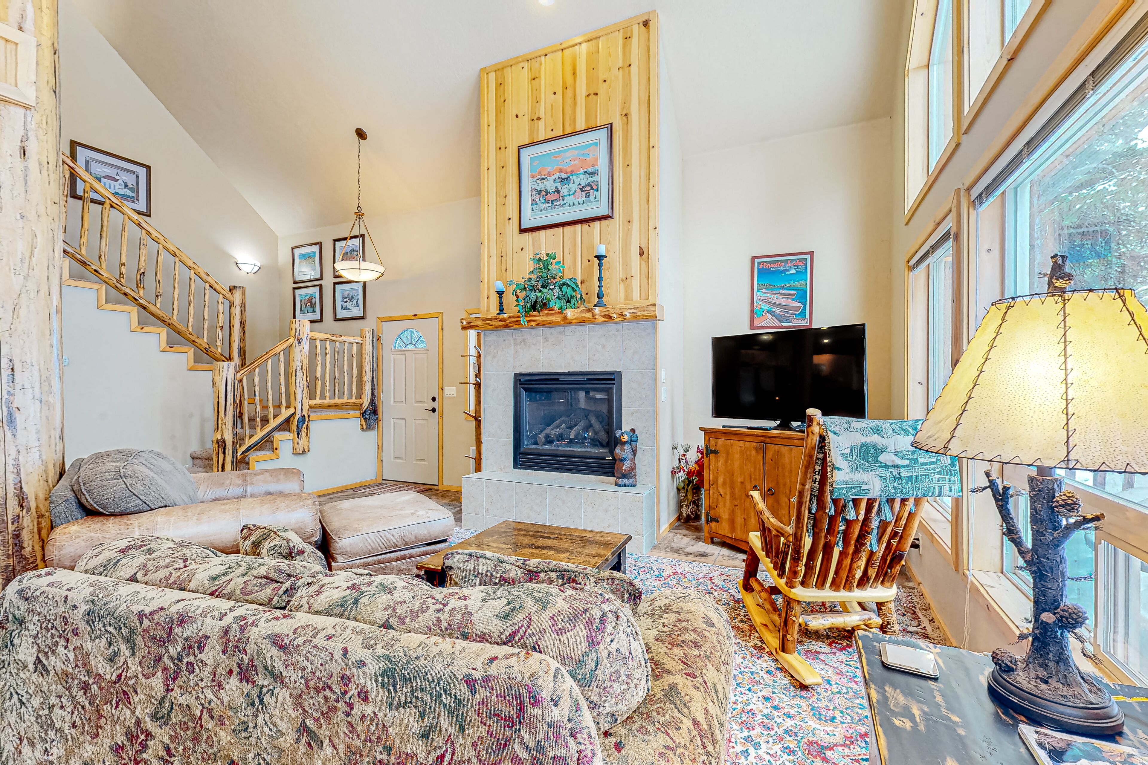 Dog-friendly wilderness retreat with a fireplace, deck, & grill - pool access