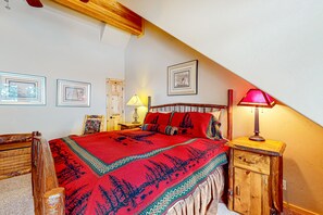 3 Schlafzimmer, Schreibtisch, Internetzugang, Bettwäsche