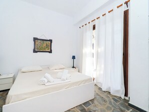 4 habitaciones, wifi y ropa de cama 