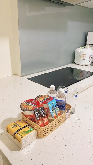 Fridge, microwave, electric kettle, toaster - Bikini view (Thành phố Hồ Chí Minh)
