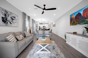 Smart TV, video games - A&B #JaxBeachRetreat w/Gameroom and Backyard Oasis  (Jacksonville Beach)