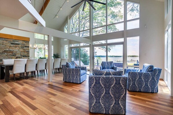 Luokittelematon kuva, 1 kautta 50, painike