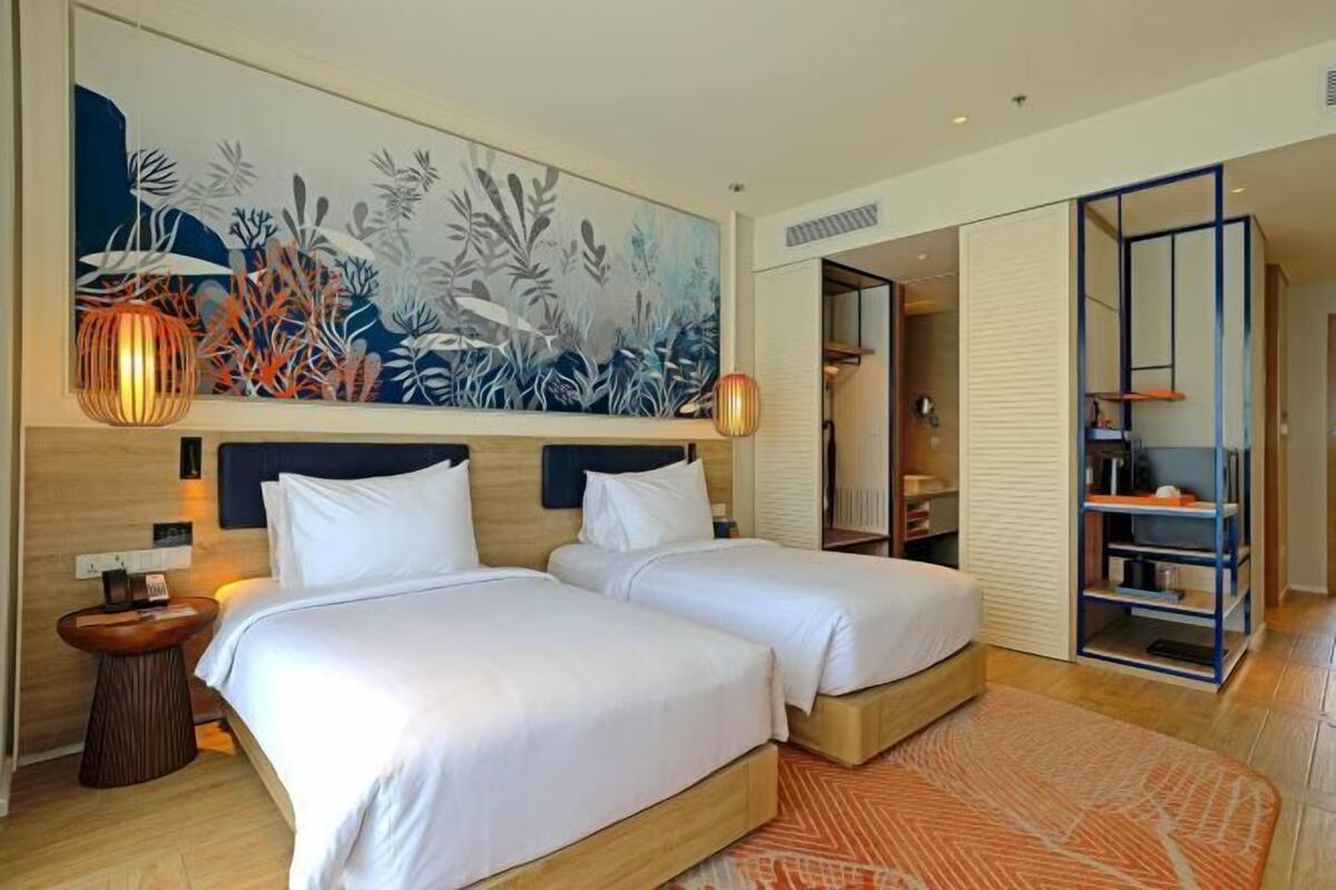 1 chambre, minibar, coffres-forts dans les chambres, bureau
