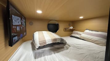 Premium Shared Dormitory | Free WiFi, bed sheets