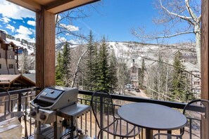 Outdoor dining - Highlands Lodge Beaver Creek - Corner Unit (Beaver Creek)