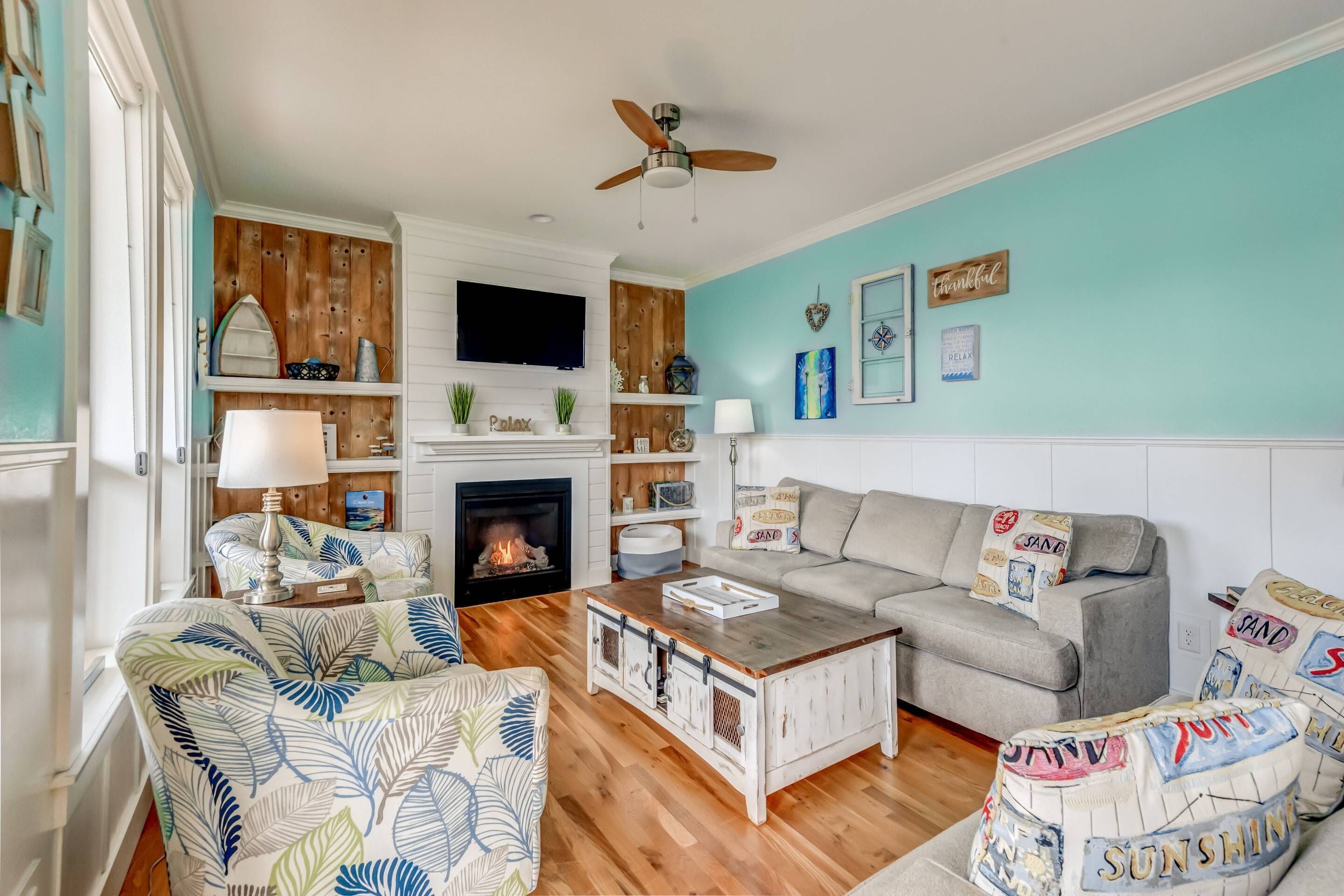 Panoramic Ocean and Forest Views, Hot Tub, Large Deck, BBQ, and Seating, Communal Pool & Playground