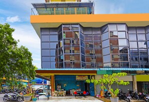 Front of property - Hotel O Rafika Homestay SyariahNearTempat Makan Pagi Sore Nohil (Batam)