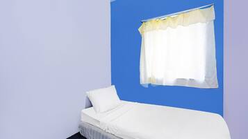 Economy Single Room | Bed sheets