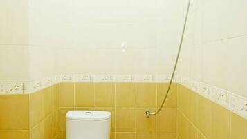 Economy Double Room | Bathroom | Shower, rainfall showerhead