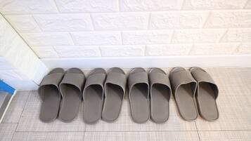 Quadruple Room | Free WiFi, bed sheets