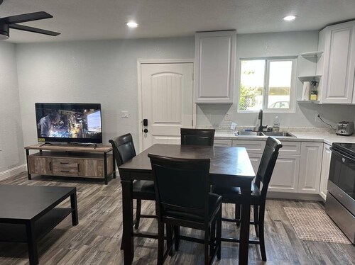 Apartment Miraflores by UCD Med Center