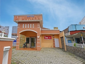 Façana frontal de l'allotjament