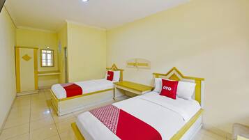 Deluxe Twin Room | Free WiFi, bed sheets