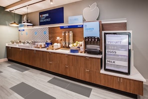 Free daily breakfast - Holiday Inn Express Cabot by IHG (Cabot)