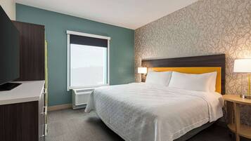 Seprai premium, bantalan ekstra lembut, dan meja kerja