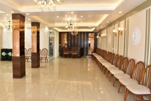 Standard Room | Living area