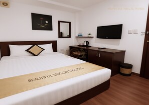 Allergivenligt sengetøj, senge med madrasser af memory foam, minibar