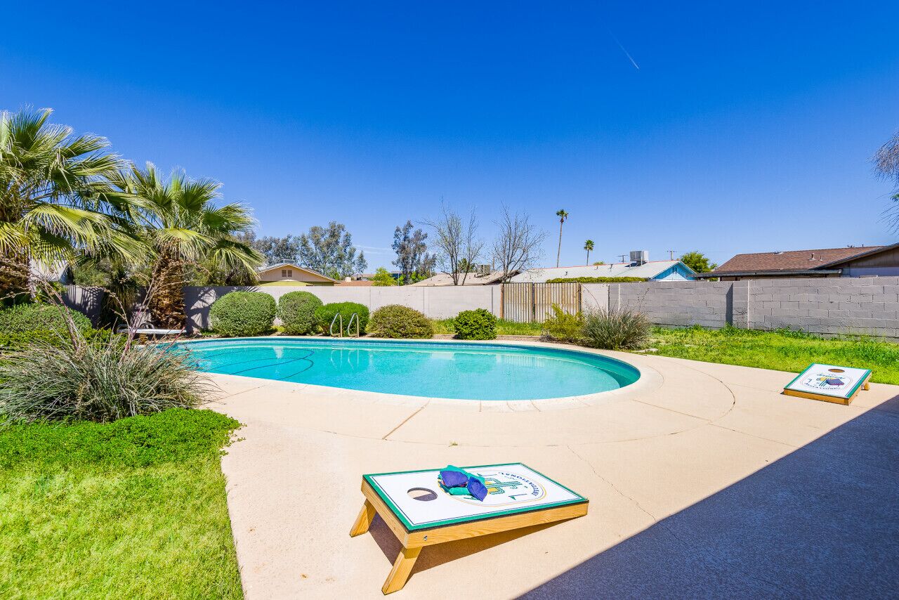 Tempe Desert Cove | Pool & Yard