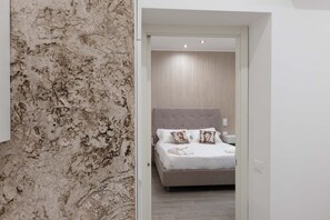 4 bedrooms, WiFi, bed sheets
