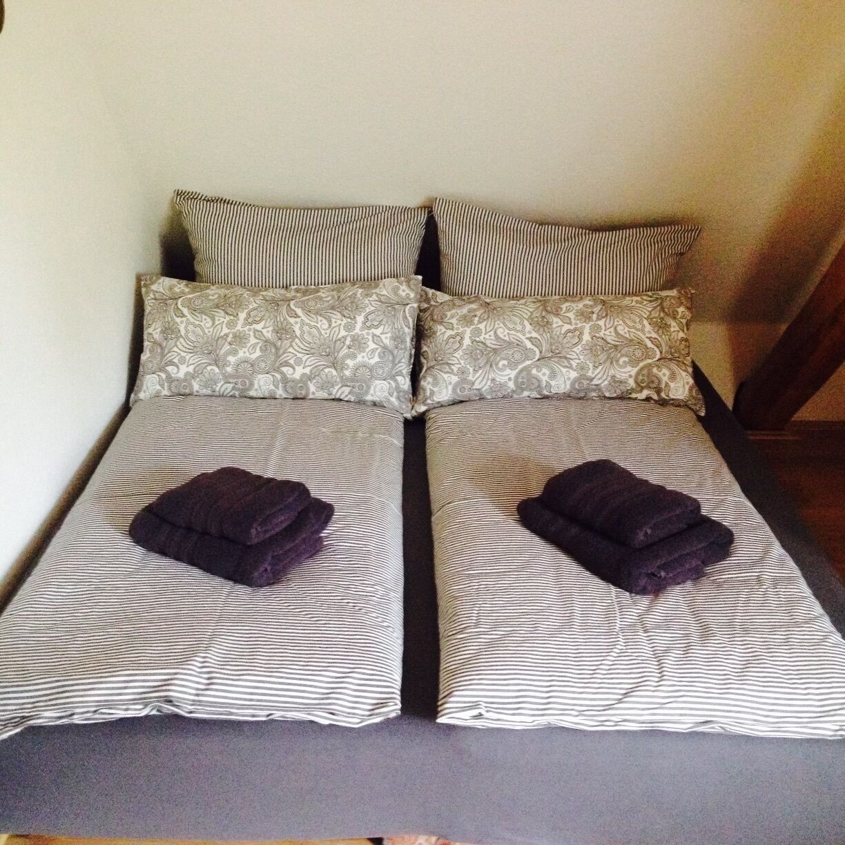 2 bedrooms, WiFi, bed sheets