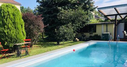 Romantic loft with pool in Goerlitz