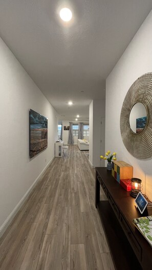 Interior - Charming Sequoia Vista - Beautiful brand new house  , just  25 min to Sequoia NP (Visalia)