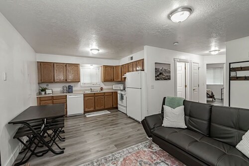 Cozy 2br- 3 blocks from BYU-Idaho 