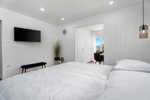 1 Schlafzimmer, Reisekinderbett, kostenloses WLAN, Bettwäsche