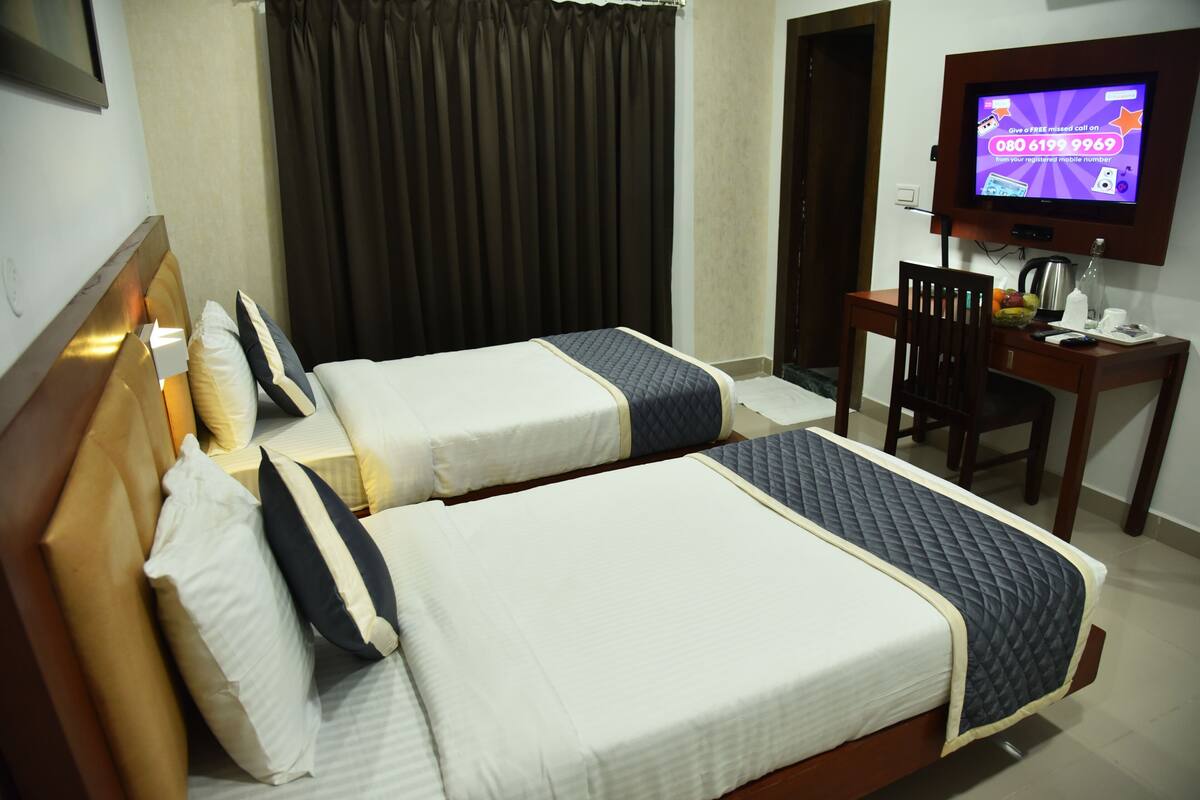 โต๊ะทำงาน, เตารีด/โต๊ะรีดผ้า, Wi-Fi ฟรี