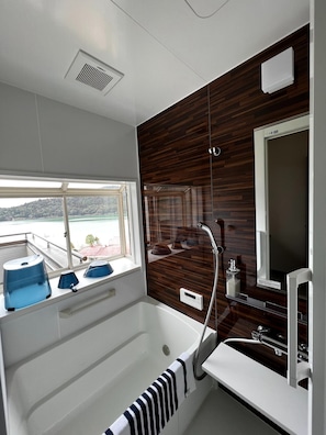 Hair dryer, towels