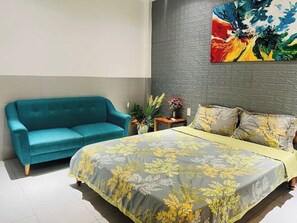 ห้องซูพีเรีย | โต๊ะทำงาน, ผ้าม่านกันแสง, Wi-Fi ฟรี, ผ้าปูที่นอน