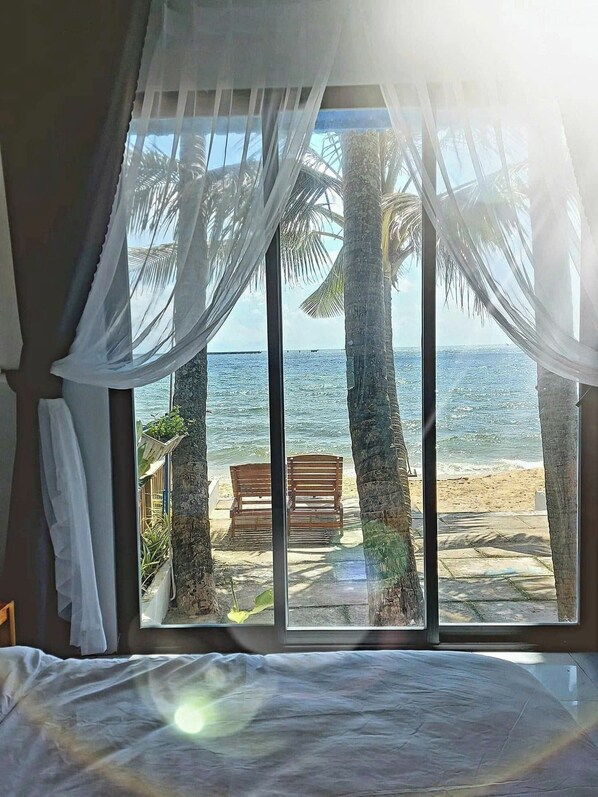 Superior Quadruple Room | Desk, blackout drapes, free WiFi, bed sheets - SOHO HOMESTAY PHU QUOC (Phu Quoc)