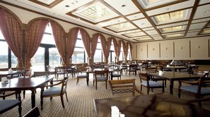 Dining - JapaneseWestern style room  Capacity 4 people | / Tainai Niigata (Tainai)