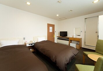 Image of Nonsmoking Twin room equipped with wireless LA / Shibata Niigata