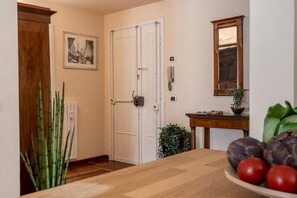 Interior - Vicolo dei Malespini - Apartment with a View of the Palazzo Vecchio (Firenze)