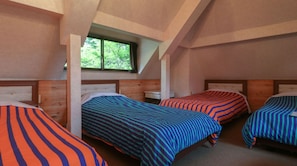 1 bedroom, desk, iron/ironing board, free WiFi