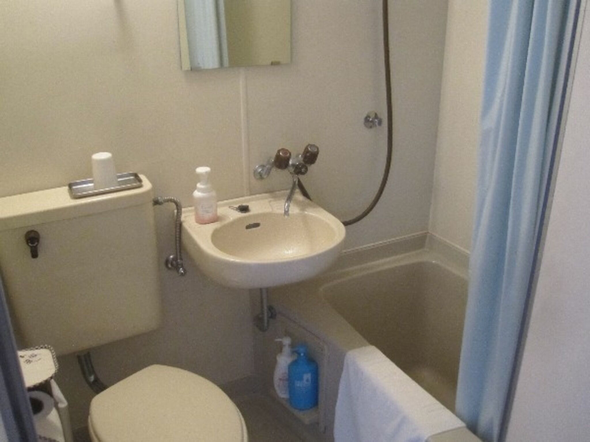 Hair dryer, towels