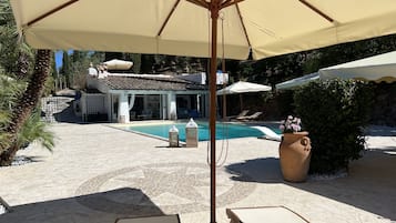 Utomhuspool