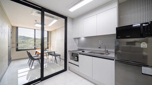 Family Double Room, 1 Bedroom, Non Smoking, Mountain View - Sadam Stay (Goesan)