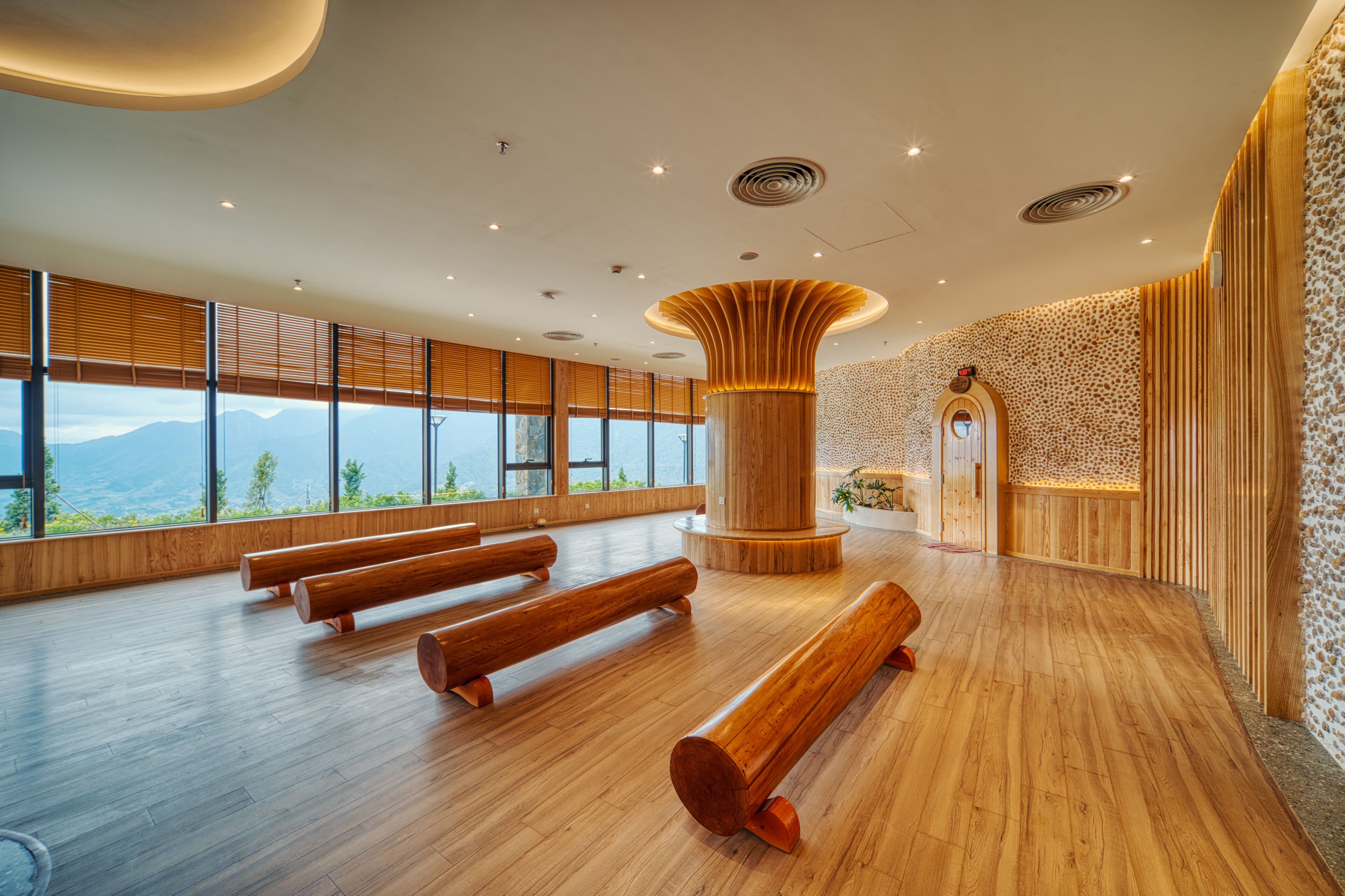 Sauna, Whirlpool, Dampfbad, Thermalbad/Mineralquelle, Körperbehandlungen