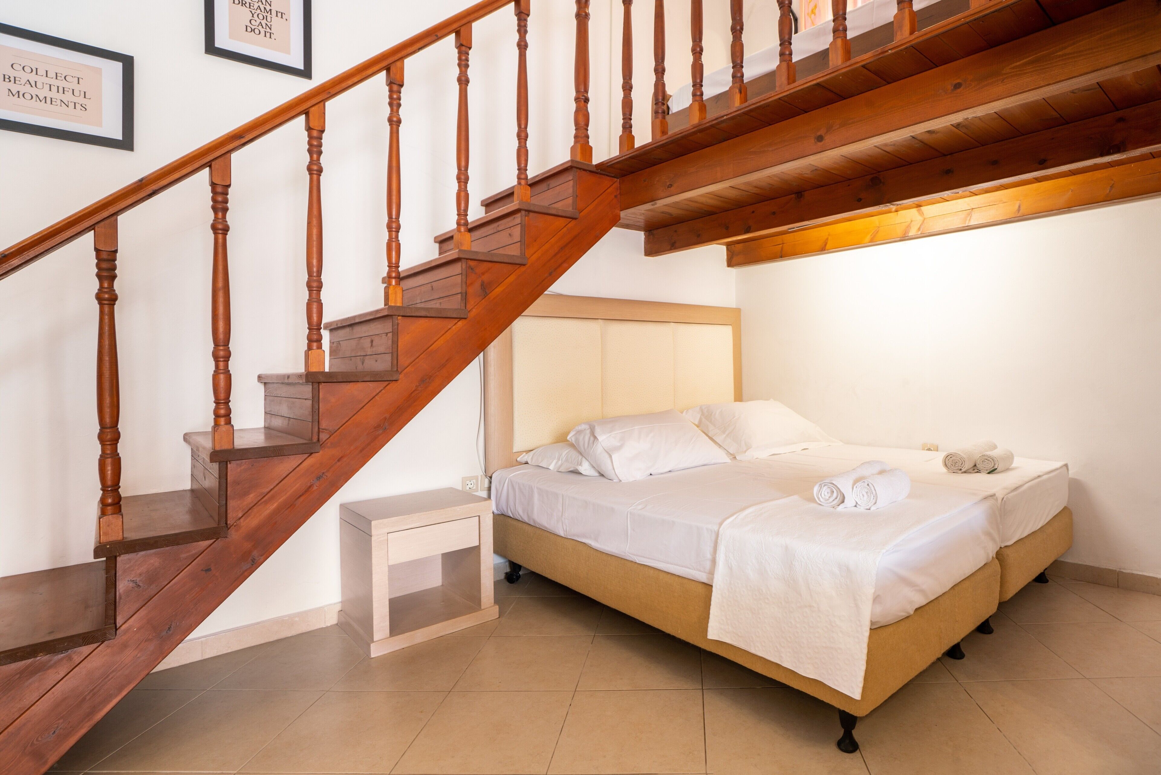 1 slaapkamer, een strijkplank/strijkijzer, gratis wifi, beddengoed