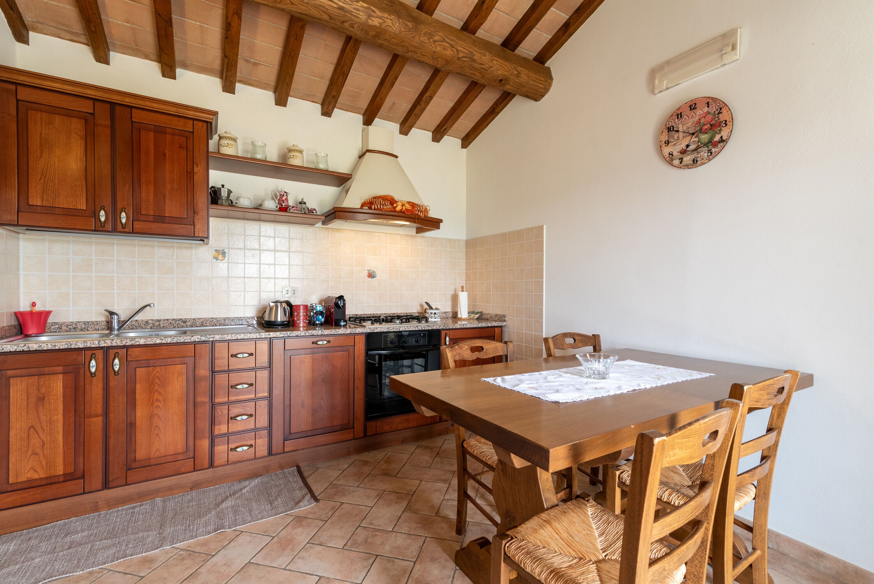 Réfrigérateur, four, plaque de cuisson, lave-vaisselle