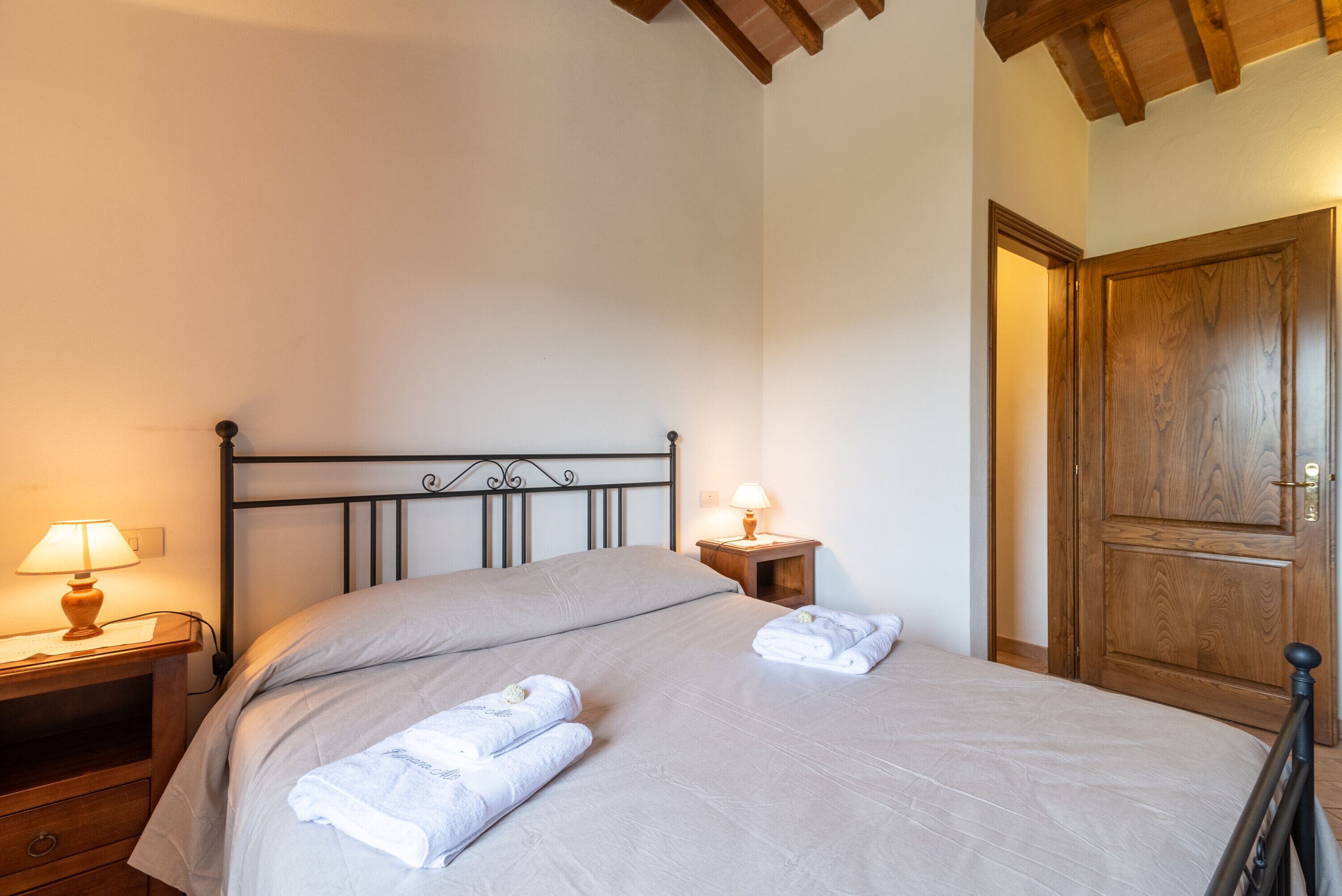 2 camere, ferro/asse da stiro, Wi-Fi gratuito, lenzuola