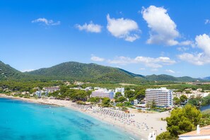 Beach nearby - Apartment 'Apartament Massanet 1b' with Balcony, Wi-Fi and Air Conditioning (Canyamel)