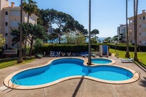 Pool - Apartment 'Oro del Mar IV 01' with Shared Pool, Garden, and Wi-Fi (Canyamel)