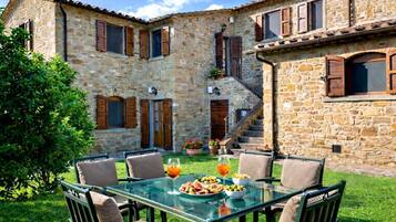 Ristorazione all'aperto