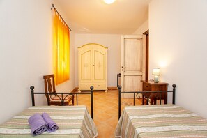 3 camere, ferro/asse da stiro, Wi-Fi gratuito, lenzuola