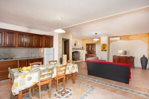 Interior - Apartment "Acacia" with Terraces & Wi-Fi (Sos Alinos)
