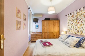 2 soverom, strykejern/-brett, wi-fi (inkludert) og sengetøy